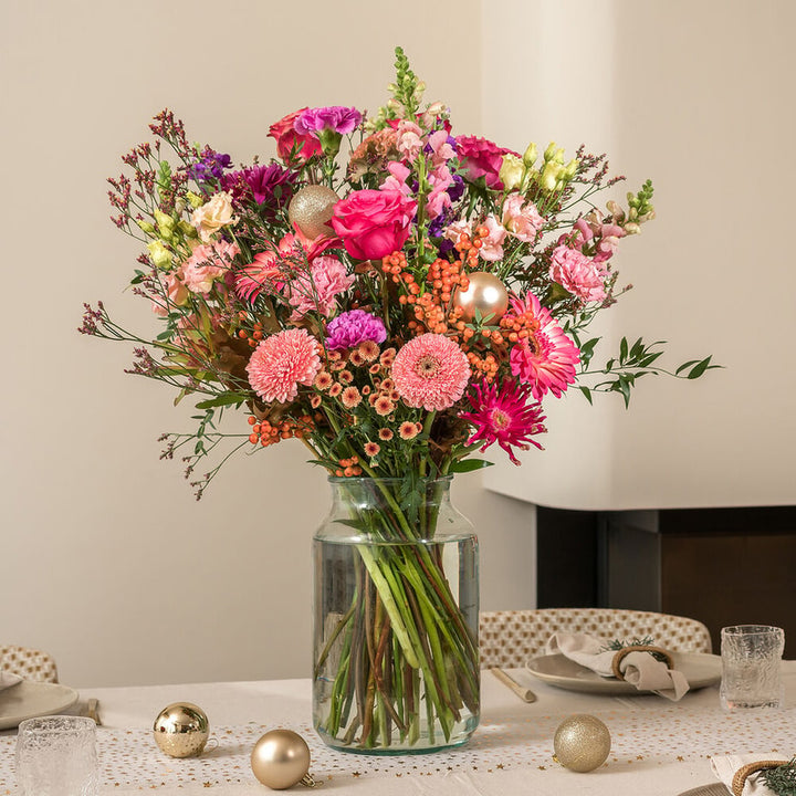 Bloemrijke kerst boeket