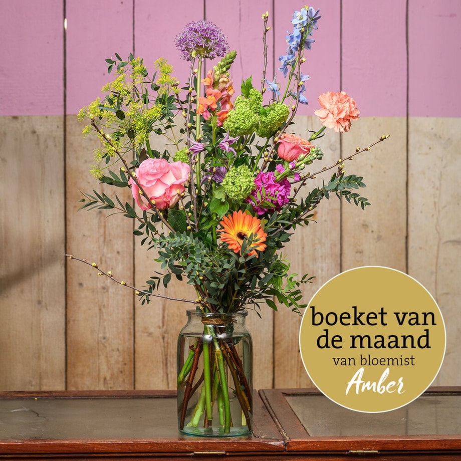 Maandboeket april