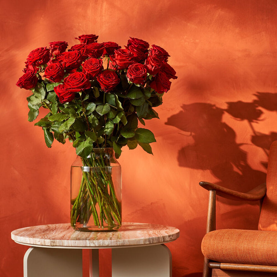 Luxe rode rozen boeket