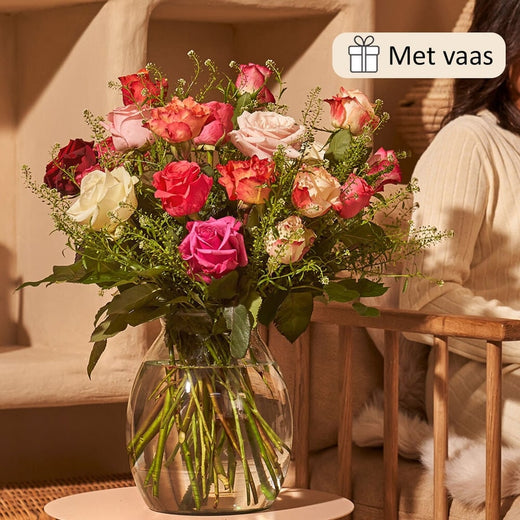 Rooskleurig boeket (inclusief vaas!)