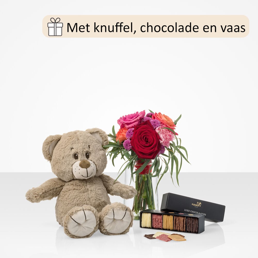 Lieve knuffel boeket (cadeauset met knuffel, chocolade en vaas!)