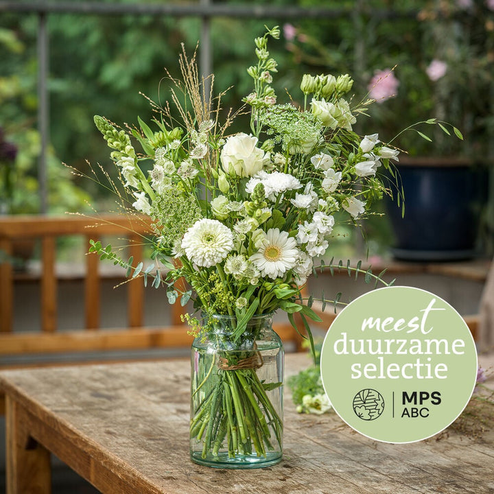 Groen gekeurd wit boeket
